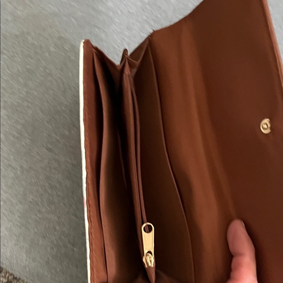 Fiorelli Floral Women's Wallet - Cream and Brown - Picture 2 of 4